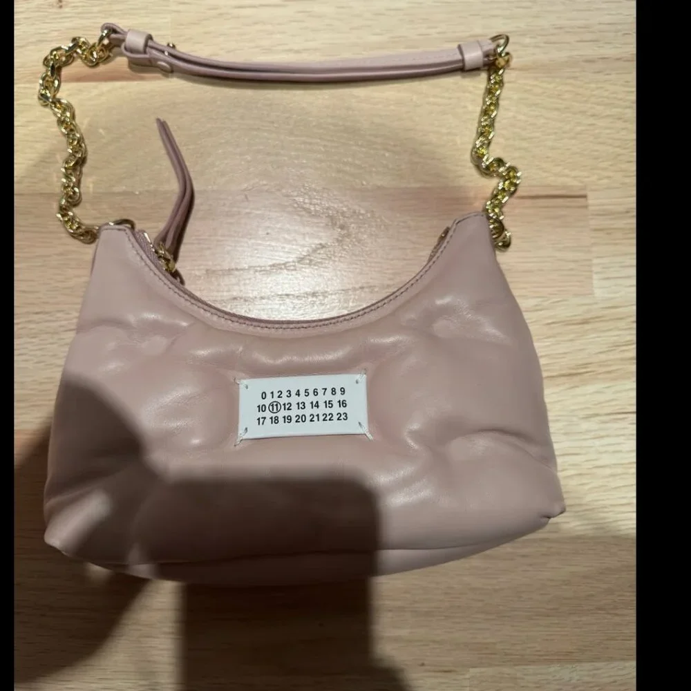 Maison Margiela's Glam Slam Micro Hobo Pink - Picture 7 of 8